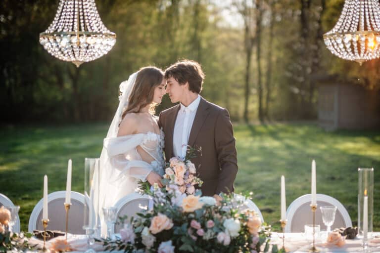 Workshop für Hochzeitsfotografie mit eleganten Styled Shoots für das Portfolio als Hochzeitsfotograf und Blitzworkshop auf Hochzeiten.
