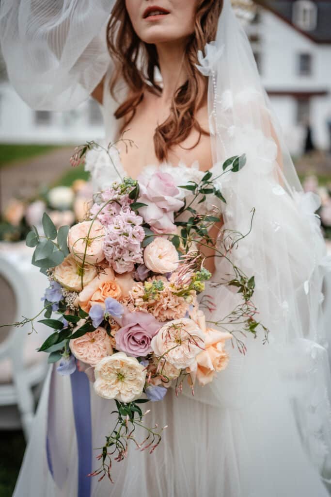 Workshop für Hochzeitsfotografie mit eleganten Styled Shoots für das Portfolio als Hochzeitsfotograf und Blitzworkshop auf Hochzeiten.